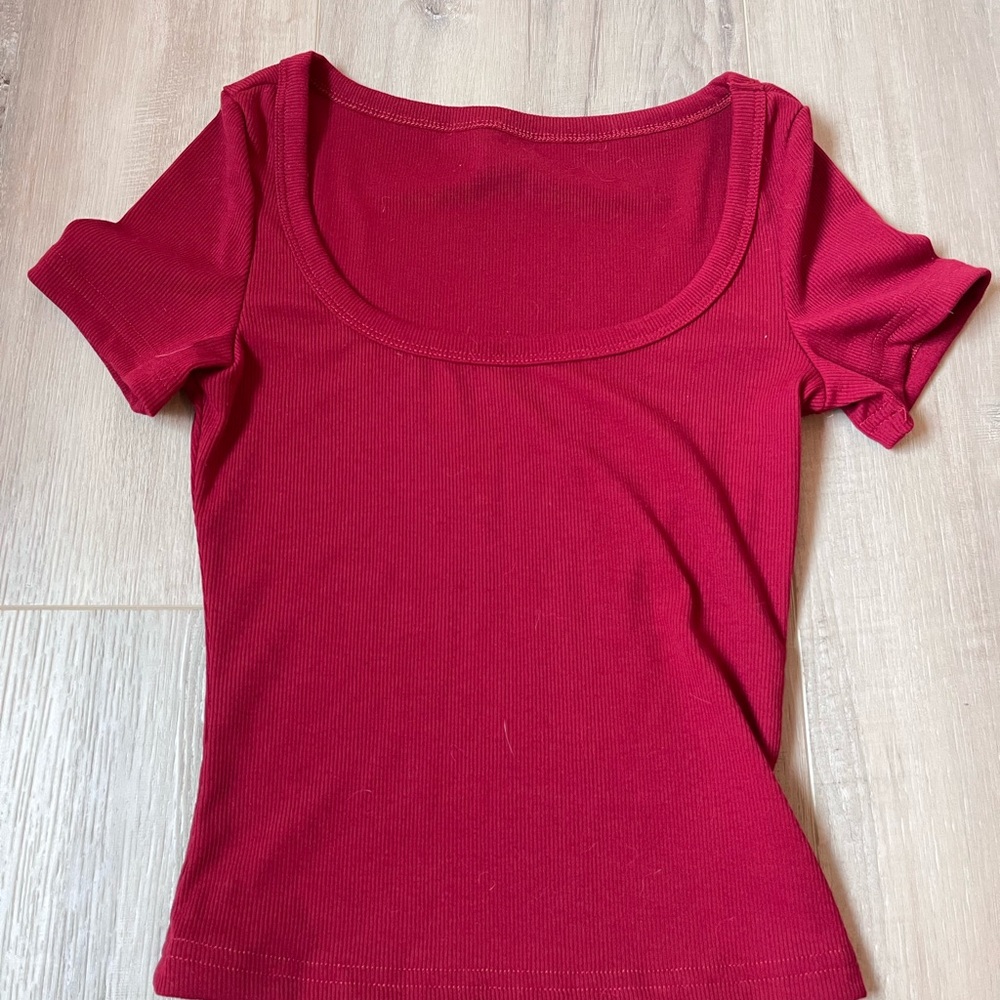 SHEIN Red Short Sleeve Top